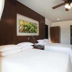 Deluxe Tropical View 2-double beds